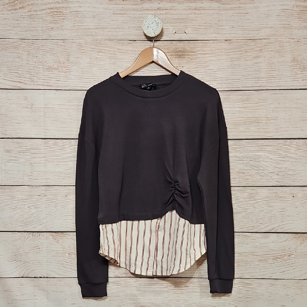 NWT On 12th Women's Gray Cream Red Stripe Long Sleeve Blouse Top Medium